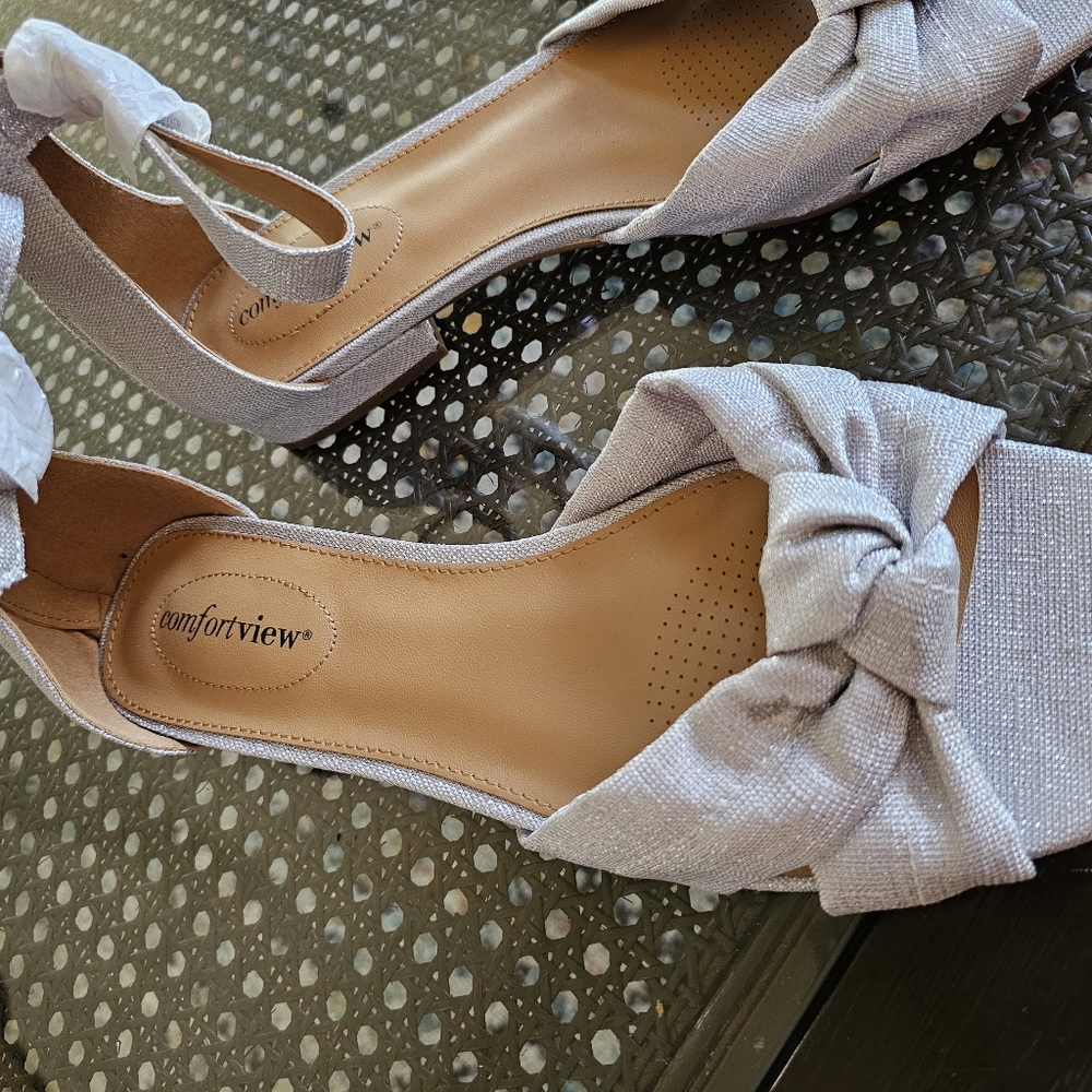 Comfortview Ansley Wide Width Sandals - Picture 2 of 5